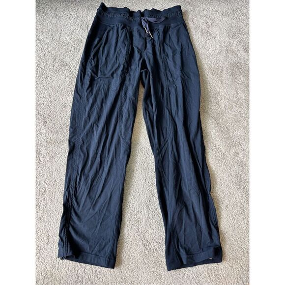 LULULEMON Dance Studio Mid-Rise Cropped Pant navy Sz 6, $100 A34 - Picture 4 of 9